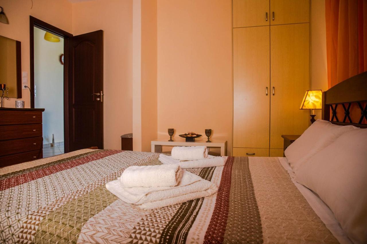 Betsis Apartments Kypseli エクステリア 写真